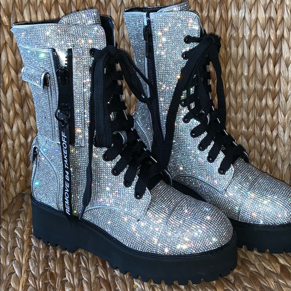 ✨Dolls Kill✨Poster GRL Billionaire Bling Boots - Picture 4 of 8